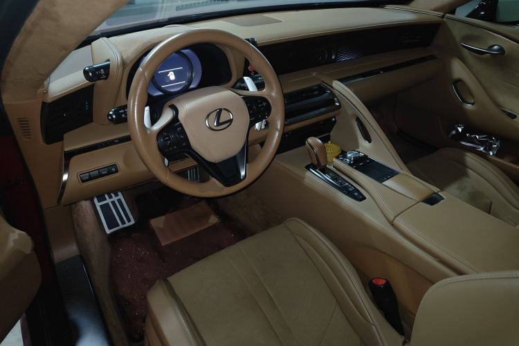 Used Lexus LC 2018 500h Sport Edition Center Console