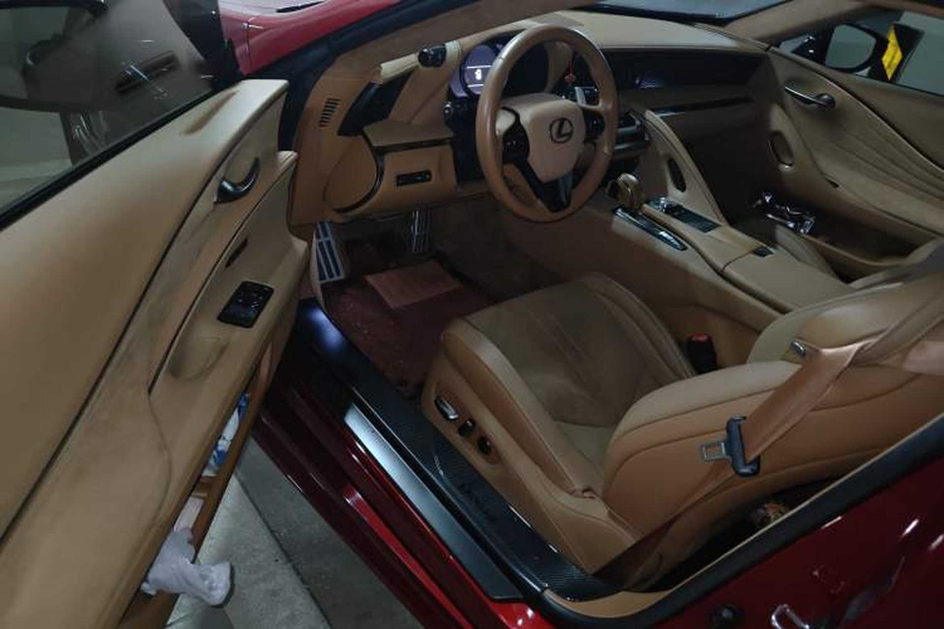 Used Lexus LC 2018 500h Sport Edition Driver Seat