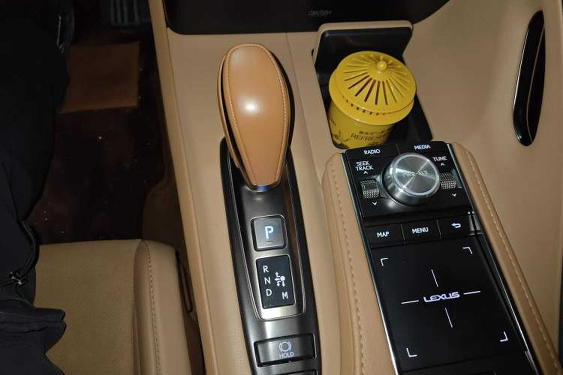 Used Lexus LC 2018 500h Sport Edition Gear Lever