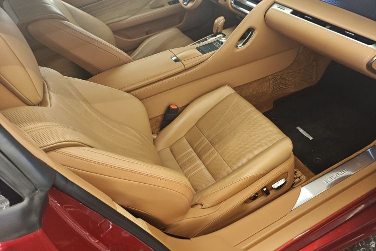 Used Lexus LC 2018 500h Interior 1