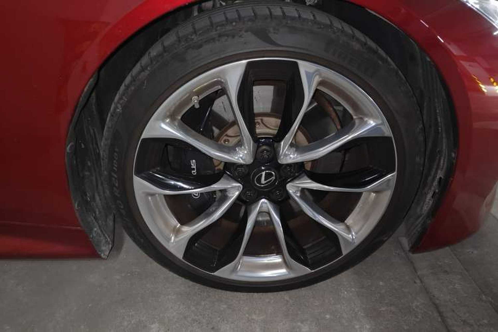 Used Lexus LC 2018 500h Sport Edition Right Front Wheel Hub