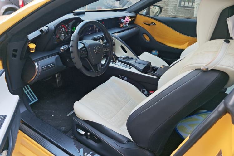 Used Lexus LC 2018 500h Sport Edition Driver Seat