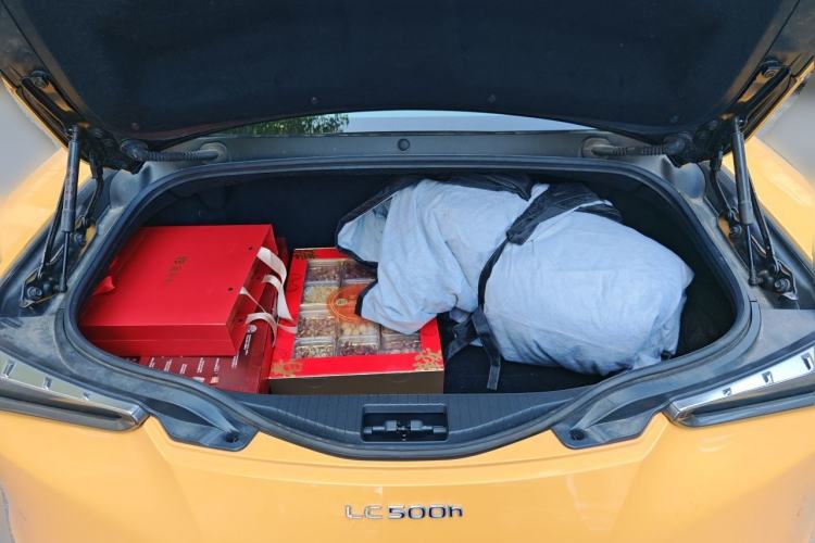 Used Lexus LC 2018 500h Sport Edition Trunk
