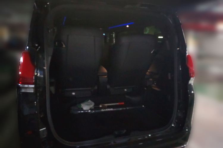 Used Lexus LM 2020 300h Four-Seat Grand Edition Trunk