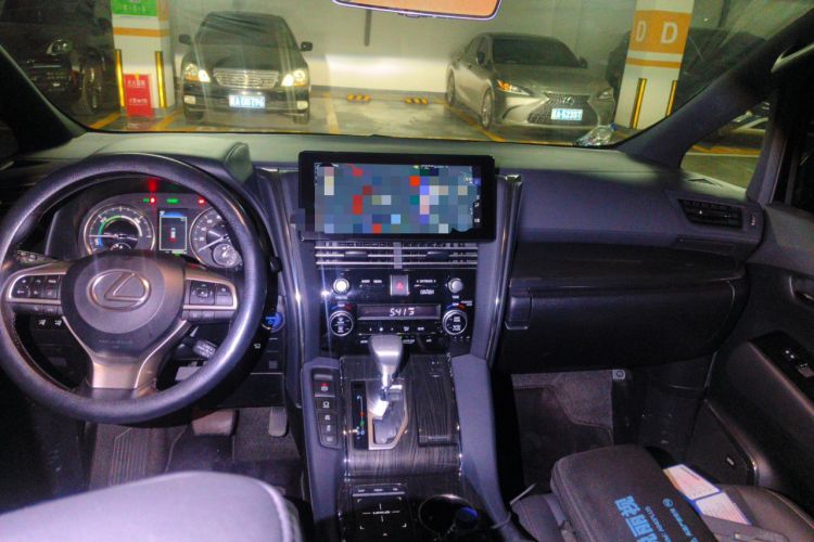 Used Lexus LM 2020 300h Four-Seat Grand Edition Audio And AC Panel