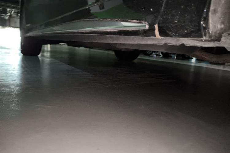 Used Lexus LM 2020 300h Four-Seat Grand Edition Chassis Front Right