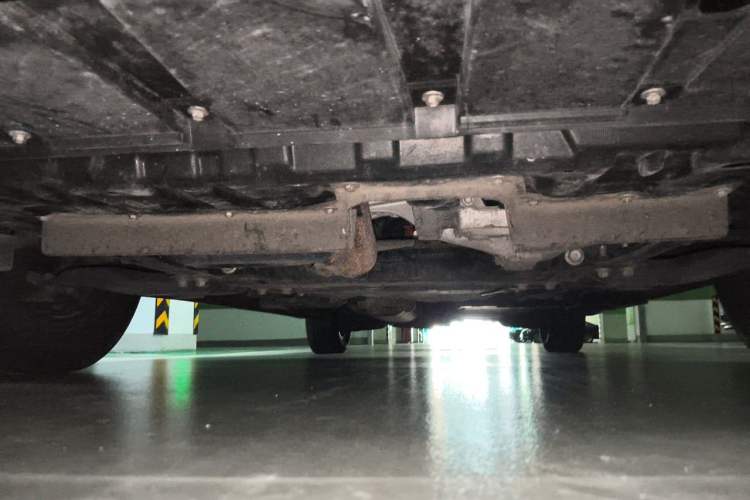 Used Lexus LM 2020 300h Four-Seat Grand Edition Chassis Front