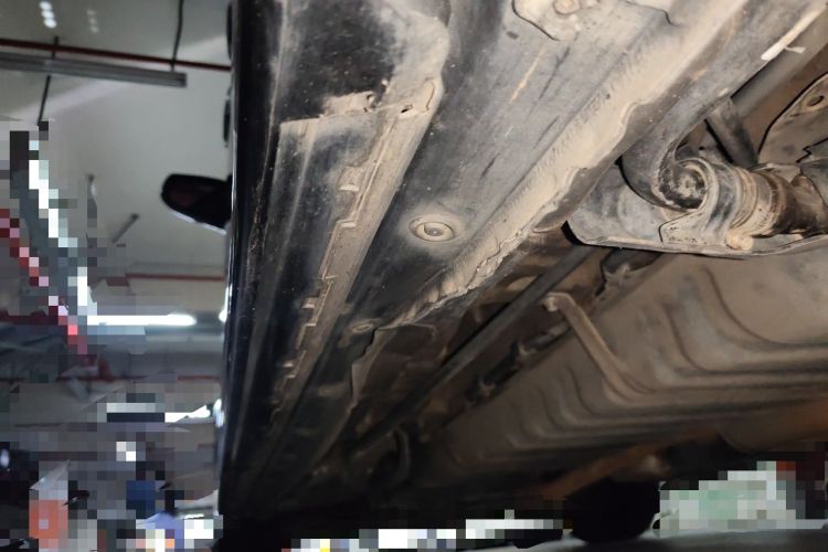 Used Lexus LM 2020 300h Four-Seat Grand Edition Chassis Rear Left