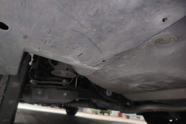 Used Lexus LM 2020 300h Four-Seat Grand Edition Chassis Rear Left