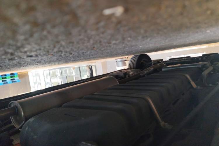 Used Lexus LM 2020 300h Four-Seat Grand Edition Chassis Rear Left