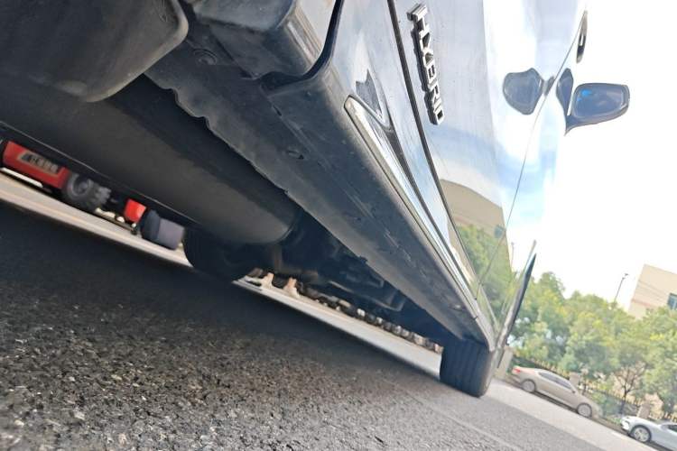Used Lexus LM 2020 300h Four-Seat Grand Edition Chassis Rear Right