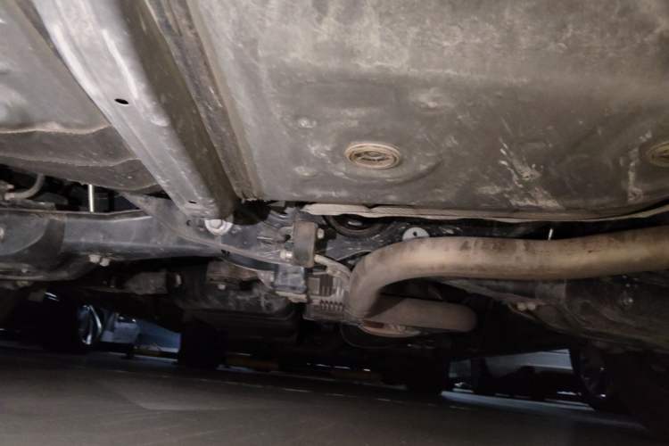 Used Lexus LM 2020 300h Seven-Seat Elegant Edition Chassis Rear