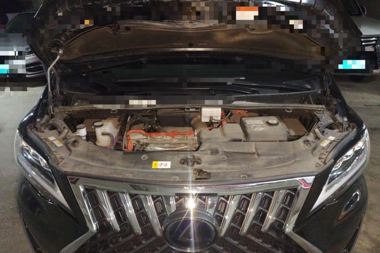 Used Lexus LM 2020 300h Four-Seat Grand Edition Engine Bay