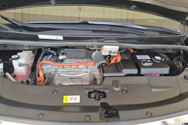 Used Lexus LM 2020 300h Seven-Seat Elegant Edition Engine Bay