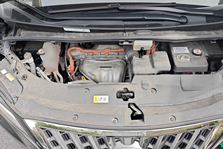 Used Lexus LM 2020 300h Four-Seat Grand Edition Engine Bay