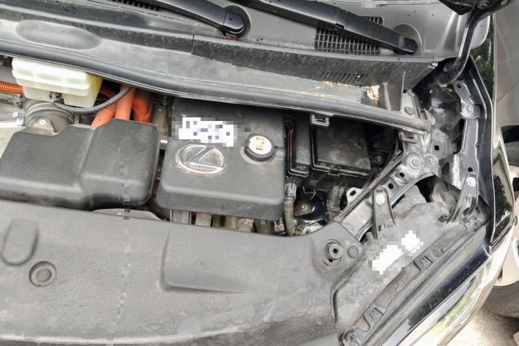 Used Lexus LM 2020 300h Four-Seat Grand Edition Engine Bay Left