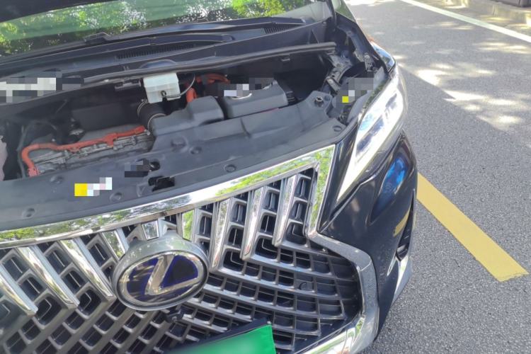 Used Lexus LM 2020 300h Seven-Seat Elegant Edition Engine Bay Left