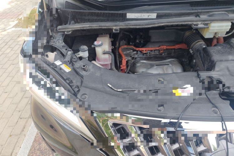 Used Lexus LM 2020 300h Seven-Seat Elegant Edition Engine Bay Right