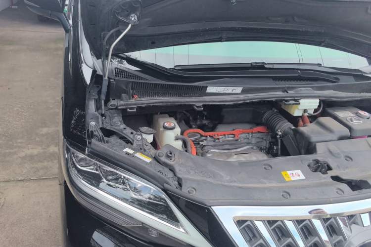 Used Lexus LM 2020 300h Seven-Seat Elegant Edition Engine Bay Right