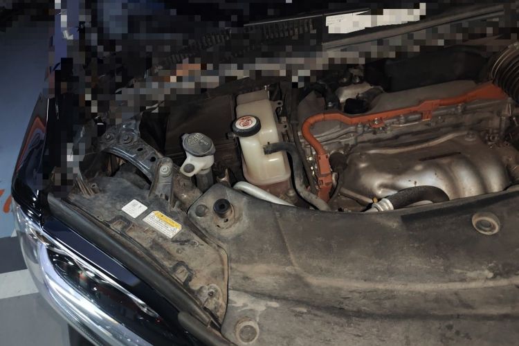 Used Lexus LM 2020 300h Four-Seat Grand Edition Engine Bay Right