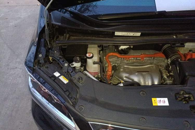 Used Lexus LM 2020 300h Seven-Seat Elegant Edition Engine Bay Right