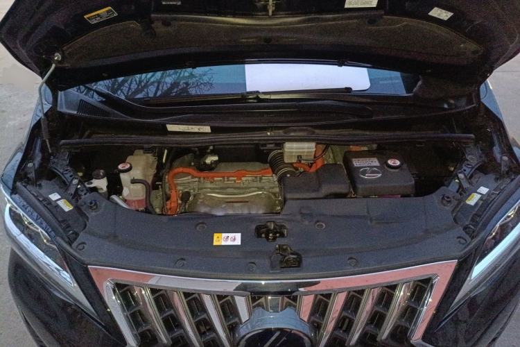 Used Lexus LM 2020 300h Seven-Seat Elegant Edition Engine Bay