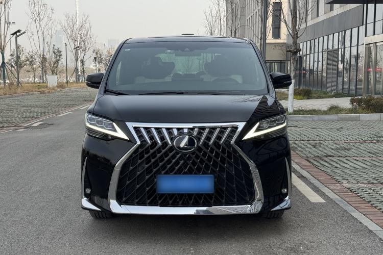 Used Lexus LM 2020 300h Seven-Seat Elegant Edition Exterior 1