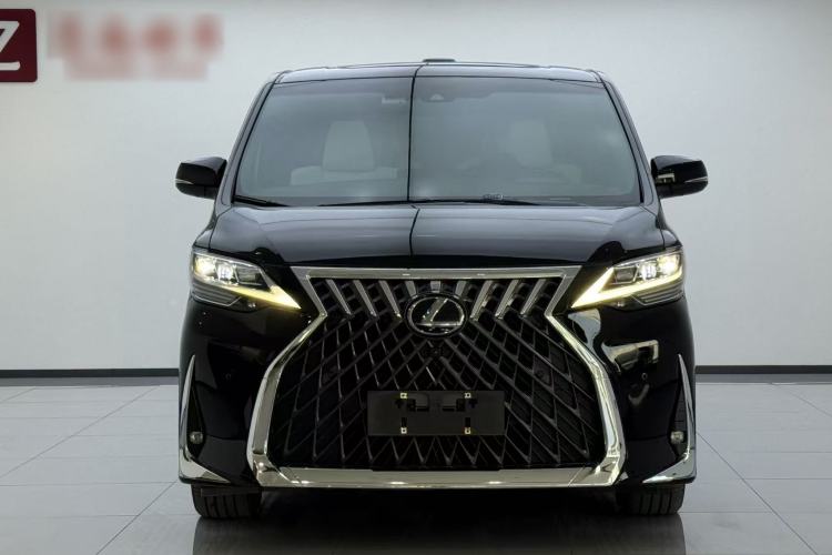 Used Lexus LM 2020 300h Seven-Seat Elegant Edition Exterior 1
