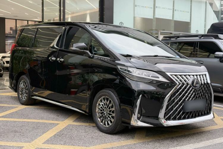 Used Lexus LM 2020 300h Four-Seat Grand Edition Exterior 1
