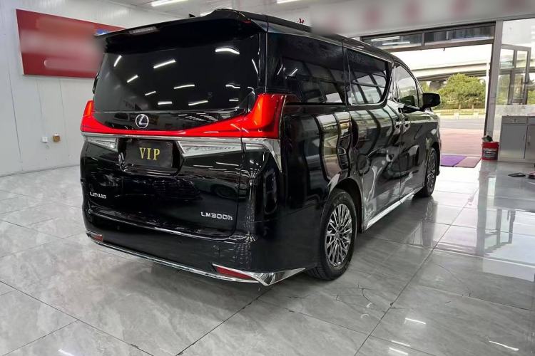 Used Lexus LM 2020 300h Seven-Seat Elegant Edition Exterior 3