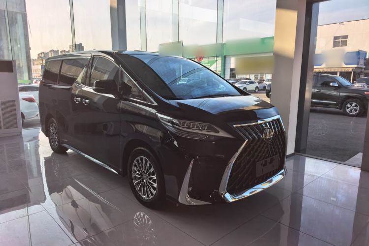 Used Lexus LM 2020 300h Seven-Seat Elegant Edition Exterior 3
