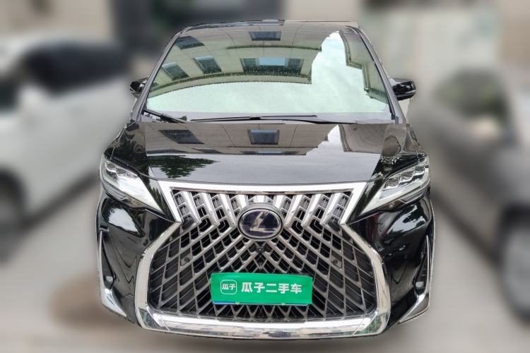 Used Lexus LM 2020 300h Four-Seat Grand Edition Front
