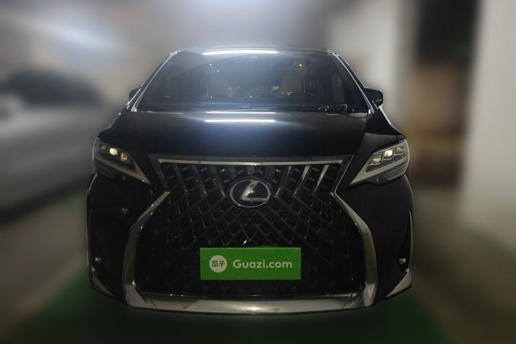 Used Lexus LM 2020 300h Seven-Seat Elegant Edition Front