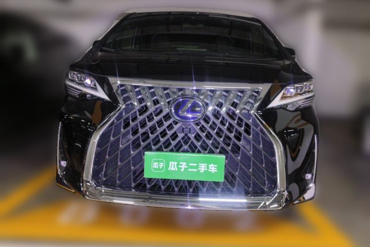 Used Lexus LM 2020 300h Four-Seat Grand Edition Front
