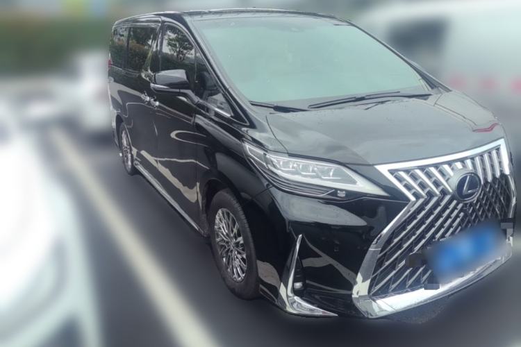 Used Lexus LM 2020 300h Seven-Seat Elegant Edition Front Right 45 Deg