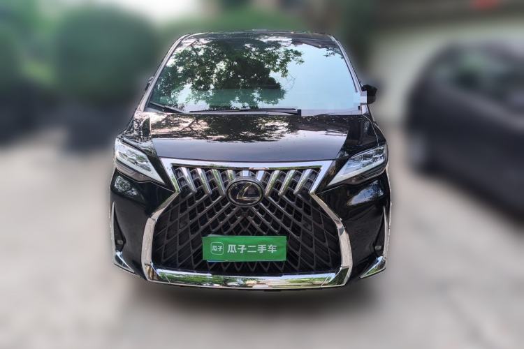 Used Lexus LM 2020 300h Seven-Seat Elegant Edition Front