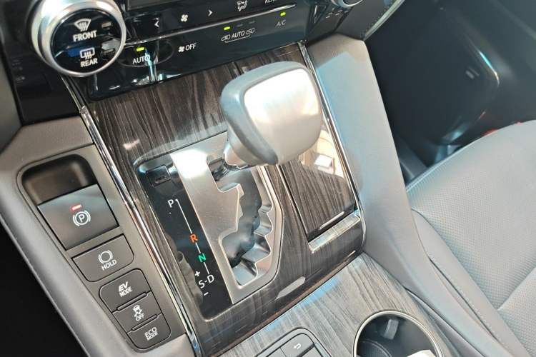 Used Lexus LM 2020 300h Four-Seat Grand Edition Gear Lever