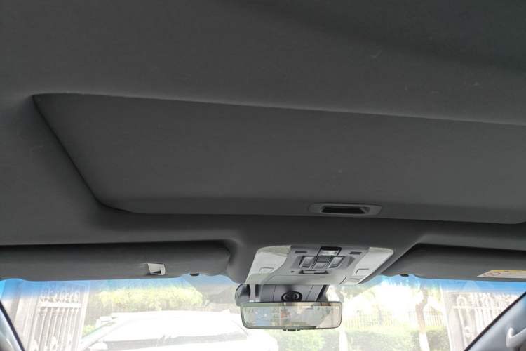 Used Lexus LM 2020 300h Seven-Seat Elegant Edition Headliner