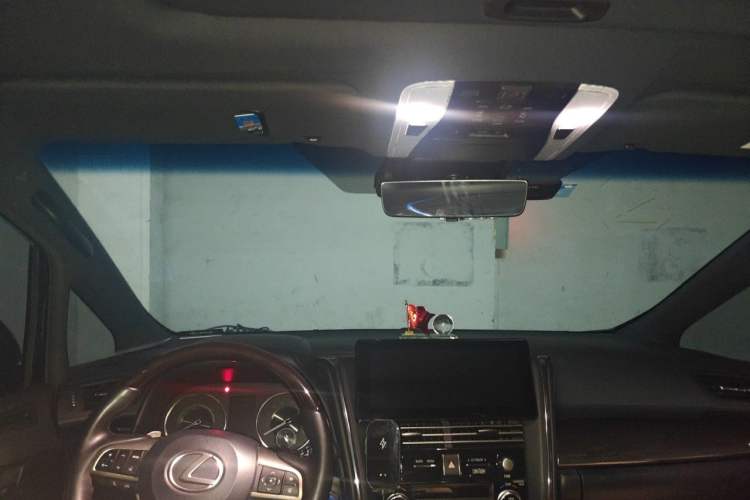 Used Lexus LM 2020 300h Seven-Seat Elegant Edition Headliner