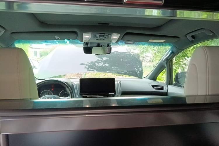 Used Lexus LM 2020 300h Four-Seat Grand Edition Headliner