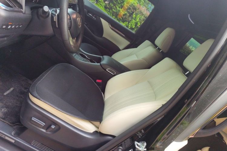 Used Lexus LM 2020 300h Four-Seat Grand Edition Left Front Seat