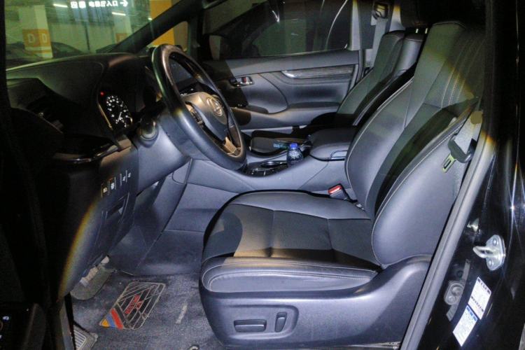 Used Lexus LM 2020 300h Four-Seat Grand Edition Left Front Seat