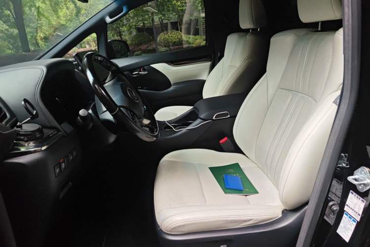 Used Lexus LM 2020 300h Four-Seat Grand Edition Left Front Seat