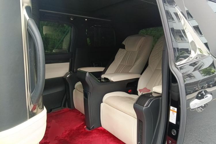 Used Lexus LM 2020 300h Four-Seat Grand Edition Left Rear Seat
