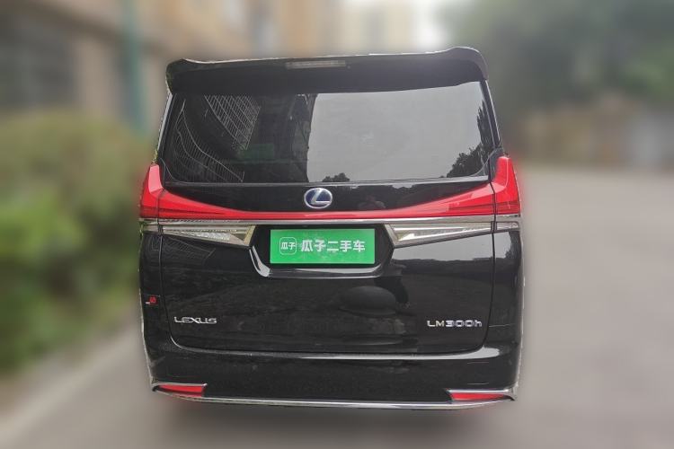 Used Lexus LM 2020 300h Seven-Seat Elegant Edition Rear