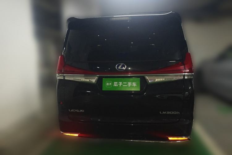 Used Lexus LM 2020 300h Seven-Seat Elegant Edition Rear