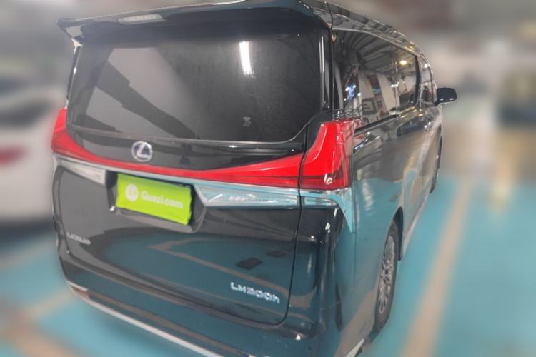 Used Lexus LM 2020 300h Seven-Seat Elegant Edition Rear Right 45 Deg