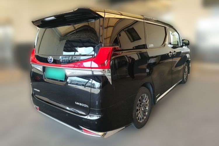 Used Lexus LM 2020 300h Four-Seat Grand Edition Rear Right 45 Deg
