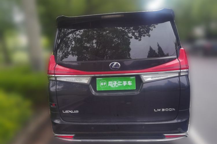 Used Lexus LM 2020 300h Seven-Seat Elegant Edition Rear