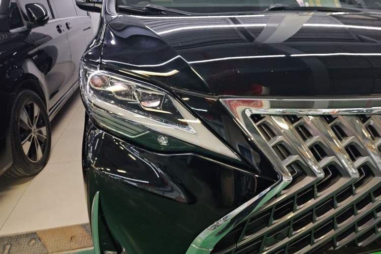 Used Lexus LM 2020 300h Seven-Seat Elegant Edition Right Front Headlight